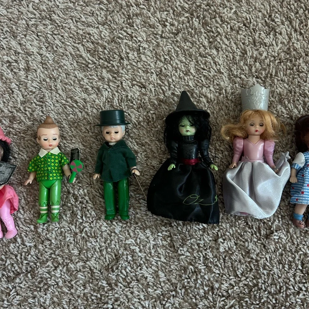 Wizard of Oz Collectible Doll Set - Picture 3 of 5